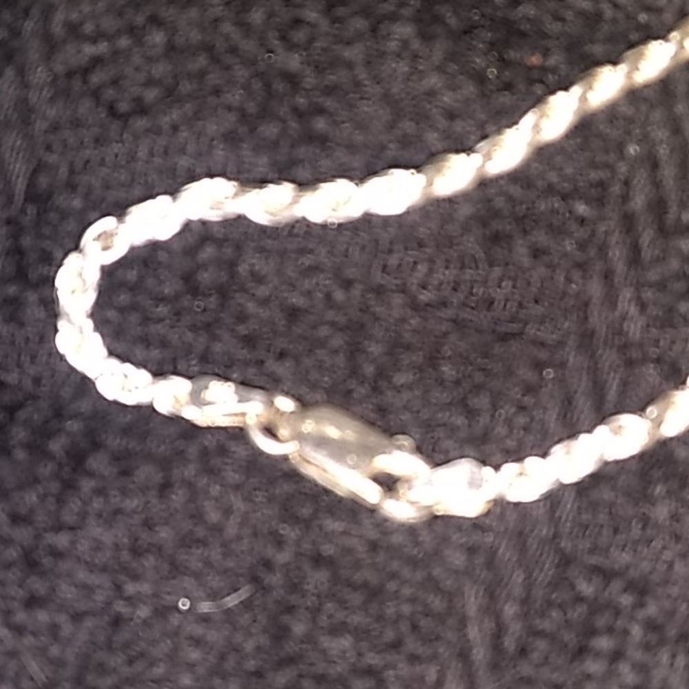 Necklace - Picture 2 of 3